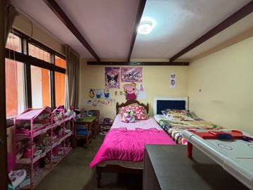 Se Vende Casa de 3 Pisos Y Azotea Ideal Para Madereros