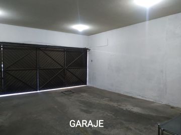 Edificio en venta muy cerca de Av Carranza