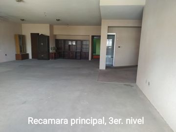 Edificio en venta muy cerca de Av Carranza