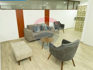 ¡Venta de Oficinas en el Centro de Ibarra – Sector