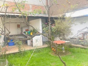 Casa en venta en el centro histórico de Cuenca, NO Inventariada, con 500m2 de Terreno.