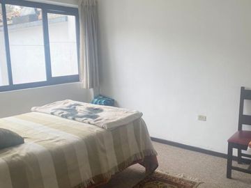Casa en venta en el centro histórico de Cuenca, NO Inventariada, con 500m2 de Terreno.