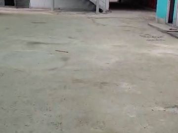 Edificio en venta con playa de estacionamiento, ubicado en Cercado de Lima