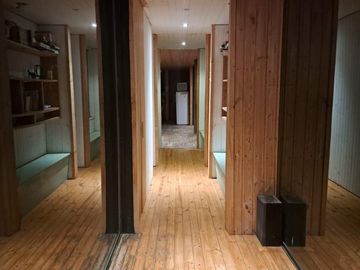 Vendo terreno de 6.000m2 con casa en Condominio Los Maitenes.