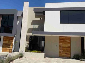 BONITAS CASAS PRADERAS ALTOZANO