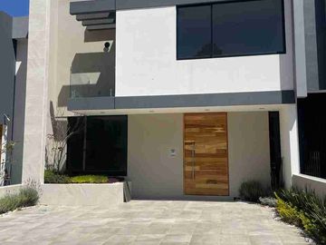 BONITAS CASAS PRADERAS ALTOZANO