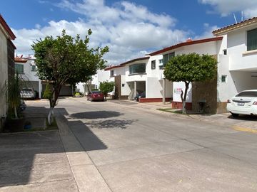 CASA EN VENTA DE OPORTUNIDAD SUPER PRECIO EN ZONA DE GRAN PLUSVALIA Y RENTABILIDAD