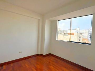 VENDO DEPARTAMENTO EN CALLE CHICLAYO 280, MIRAFLORES