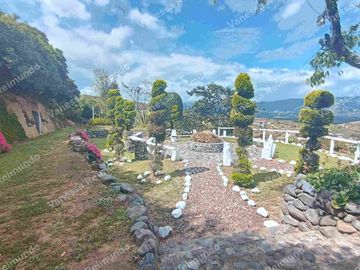 VENDO O RENTO QUINTA SECTOR LA MERCED