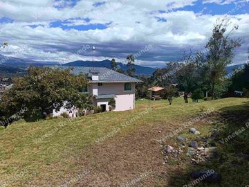 VENDO O RENTO QUINTA SECTOR LA MERCED