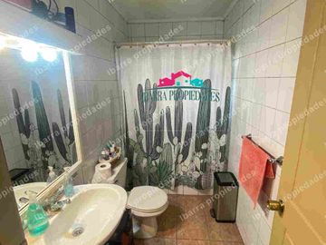 SE VENDE CASA EN CONDOMINIO LOS ANDES