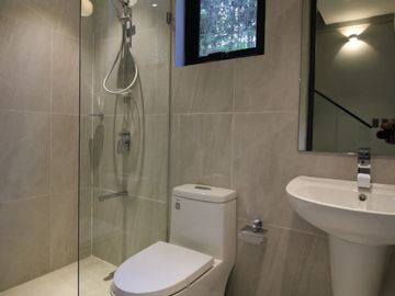 HOUSE AND LOT FOR SALE | PERFECT FOR FAMILIES NEAR CAVITEX