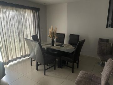 Venta de casa en Residencial Alvento,  Santa Rosa Apodaca, N.L.