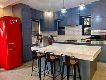 678 sqm. Airbnb Ready Two-Storey House with Pool near Twin Lakes, Tagaytay