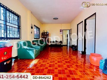 DD-864262 Single house, Lamphun Land and House Village, near Lamphun Technical College