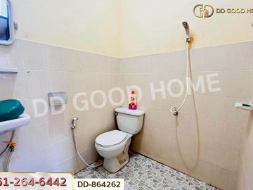DD-864262 Single house, Lamphun Land and House Village, near Lamphun Technical College
