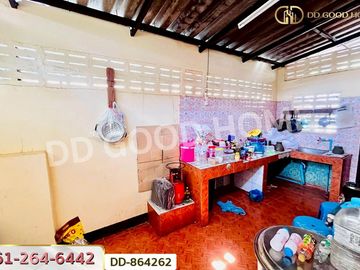 DD-864262 Single house, Lamphun Land and House Village, near Lamphun Technical College