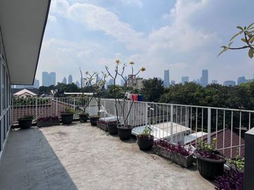 For Rent Luxury House, 3 Storeys with Private Pool, Location at Senopati South Jakarta