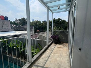For Rent Luxury House, 3 Storeys with Private Pool, Location at Senopati South Jakarta
