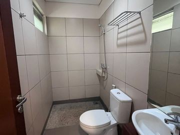 For Rent Luxury House, 3 Storeys with Private Pool, Location at Senopati South Jakarta