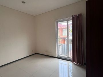 For Rent Luxury House, 3 Storeys with Private Pool, Location at Senopati South Jakarta