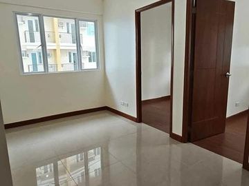2bedroom Condo in Pasay Palm Beach West near Macapagal Roxas Blvd Mall of asia pasay