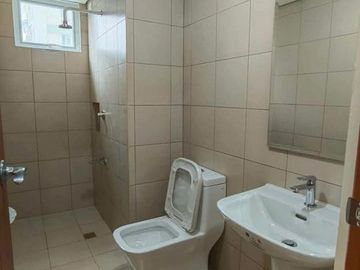 2bedroom Condo in Pasay Palm Beach West near Macapagal Roxas Blvd Mall of asia pasay
