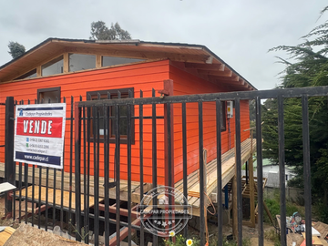 VENDE NUEVA, HERMOSA Y ACOGEDORA CASA EN LAS CRUCES COMUNA EL TABO