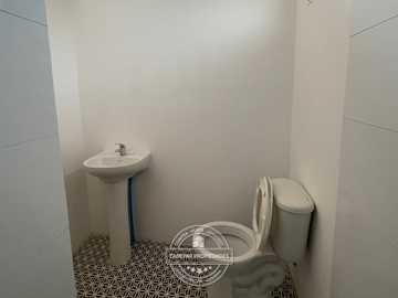 VENDE NUEVA, HERMOSA Y ACOGEDORA CASA EN LAS CRUCES COMUNA EL TABO