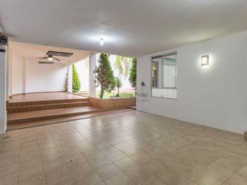 Casa en venta Paseo de Cumbres con Alberca