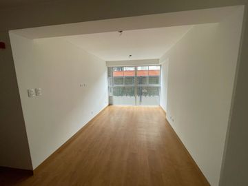 Departamentos de Estreno / Primera Vivienda Sta. Beatriz. Lima Moderna