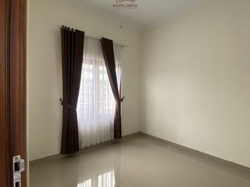 RUMAH MEWAH DALAM CLUSTER CANTIK DI PURWOMARTANI KALASAN