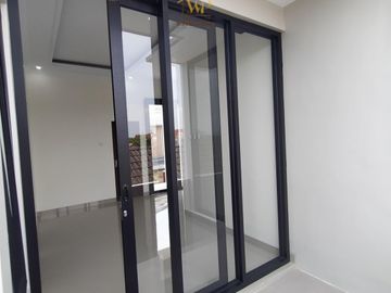 RUMAH MEWAH DALAM CLUSTER CANTIK DI PURWOMARTANI KALASAN