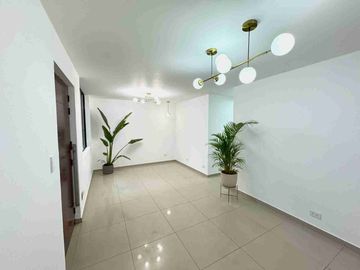 primer piso limite con miraflores 104 metros