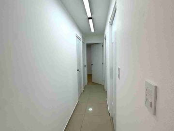 primer piso limite con miraflores 104 metros