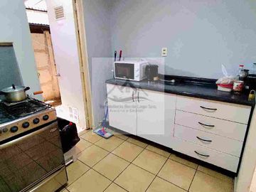 Se vende casa 9D y 3B cerca de Universidad de Talca