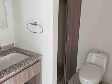 CASA CON AMPLIO JARDIN EN CALIMAYA, VILLAS DEL CAMPO