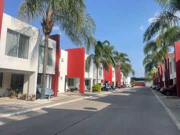 VENTA CASA EN RESIDENCIAL CASA MAGNA EL PUEBLITO CORREGIDORA QUERETARO.