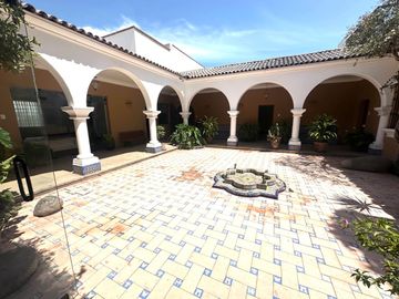 VENTA CASA AV SANTA CUZ SAN ISIDRO