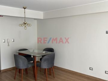 Vendo Dúplex En Miraflores – Ideal Para Parejas Jóvenes Y También Inversionistas!!!