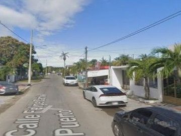 CASA Adj s pos., en Calle Felipe Carrillo Puerto , Col. Adolfo López Mateos,77010 Chetumal, Quintana Roo.