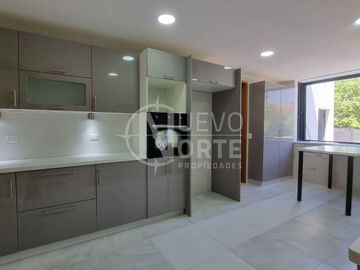 VENTA CASA MEDITERRÁNEA EN CONDOMINIO LA RESERVA, CHICUREO