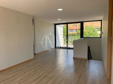 VENTA CASA MEDITERRÁNEA EN CONDOMINIO LA RESERVA, CHICUREO