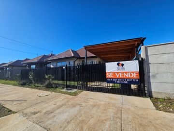 CASA ESQUINA EN PARQUE SAN VALENTÍN
