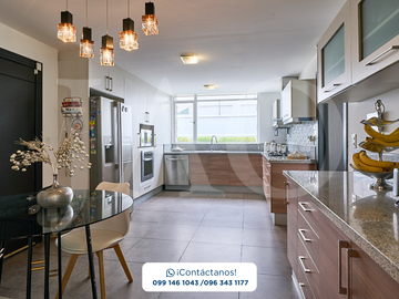 Venta Casa de 4 habitaciones en Tumbaco- cerca al Ventura Mall