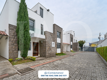 Venta Casa de 4 habitaciones en Tumbaco- cerca al Ventura Mall