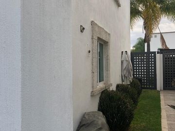VENDO CASA EN LA MARINA