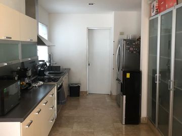 VENDO CASA EN LA MARINA