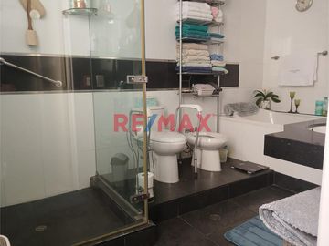 Vendo Exclusivo Dúplex De 275 M² En Paseo Del Bosque, Muy Cerca Al Pentagonito – San Borja