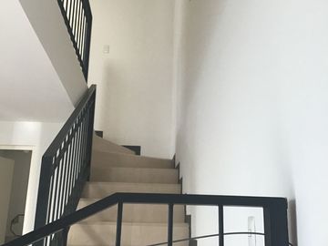 CASA EN VENTA FRACCIONAMIENTO TRIANA APODACA NUEVO LEON  PRIVADA CERCA DE ZONA CENTRO APODACA